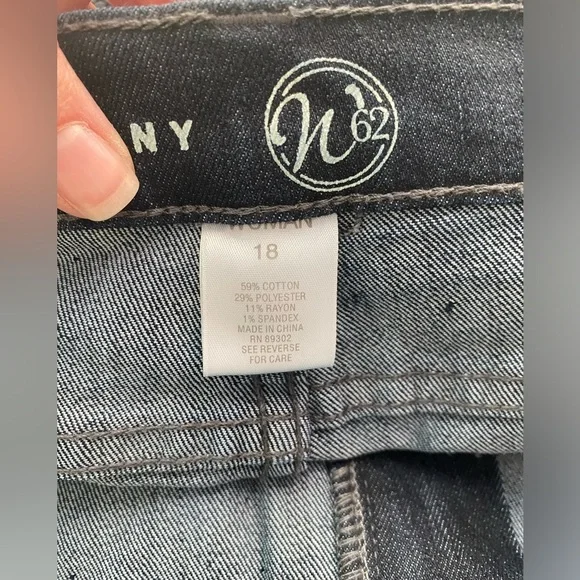 Dress Barn NWOT W62 Modern Fit Skinny Dark Wash Stretch Denim Jeans - Picture 6 of 8